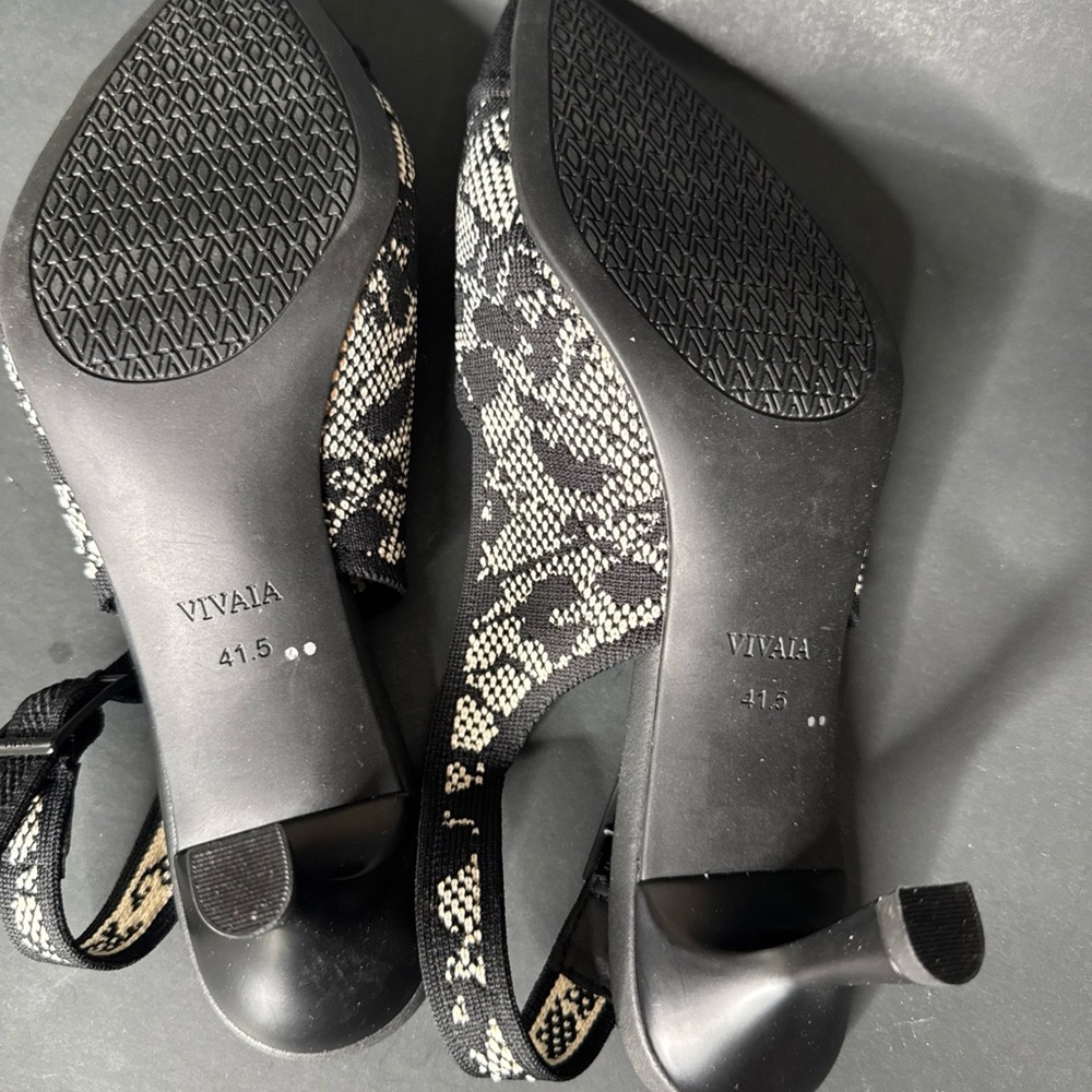 Vivaia Black Lace Pointed-Toe Singback Heels (Addison) Size 41.5. US 10.5/11 - Picture 7 of 8